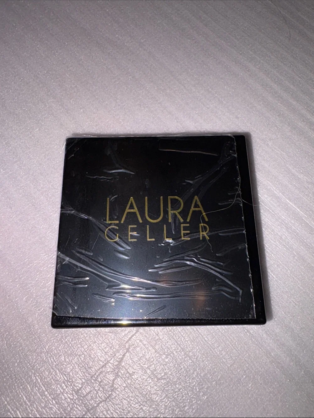 Laura Geller Seamless Finish Full Coverage Concealer Tan  NWT